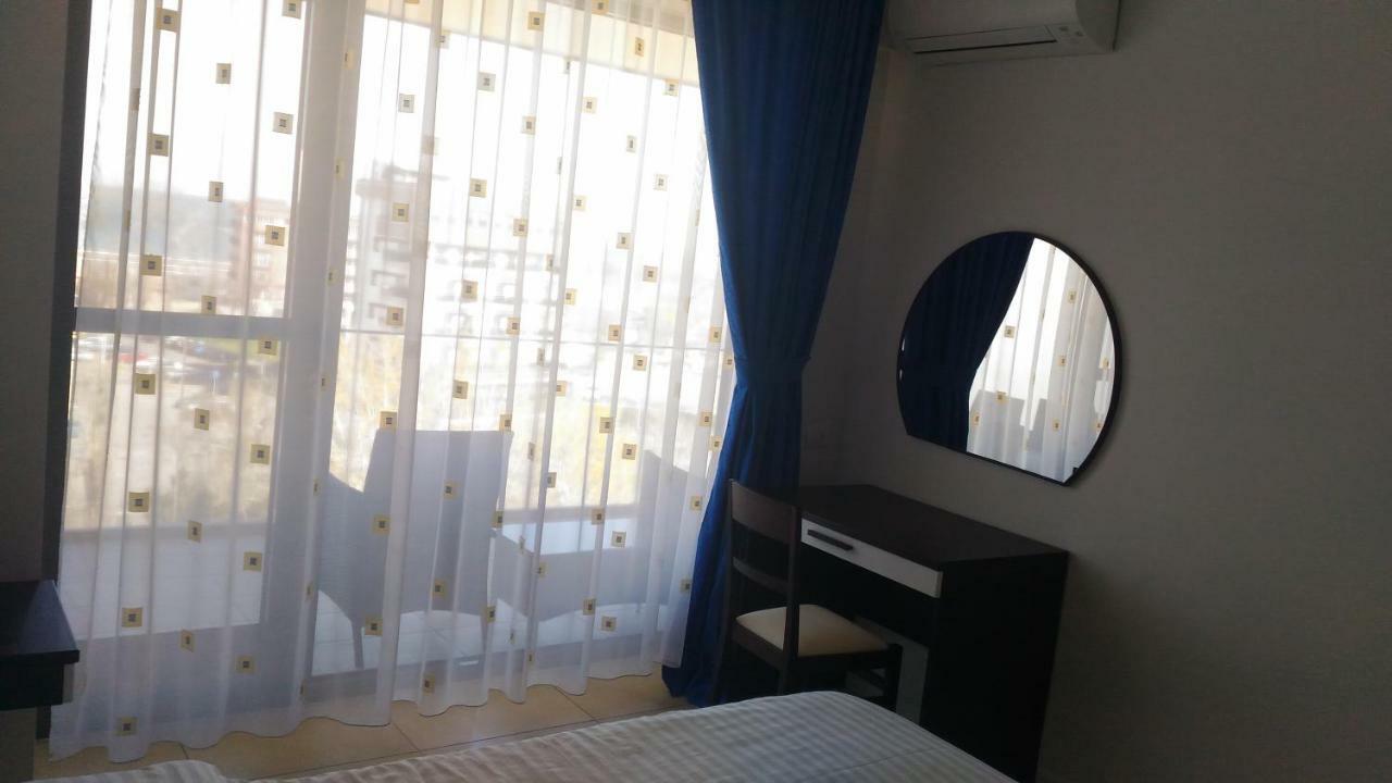 Amagio Apartment Мамая Екстериор снимка